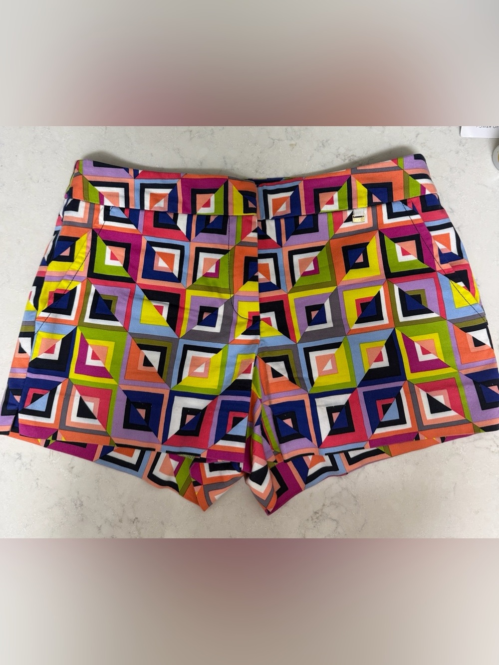 Trina Turk Women’s Geometric Print Multicolor Shorts size 4